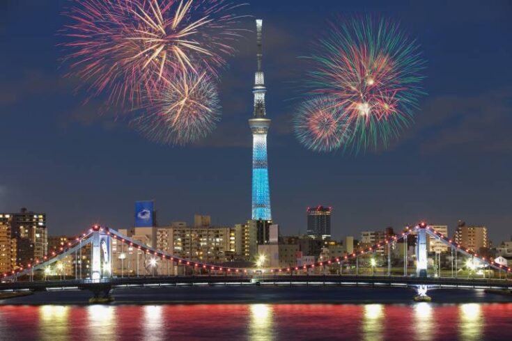 sumidagawa-fireworks-skytree-iStock-497394068-770×513